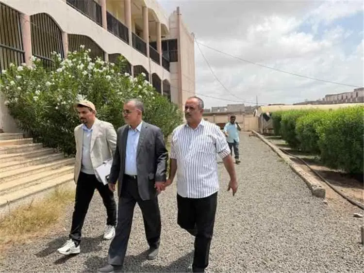 وكيل لحج الداؤودي يطَّلع على أوضاع المرافق الاقتصا...