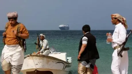 لماذا يصعب إخراج الحوثيين إذا سيطروا على باب المندب؟.. خبير أمني يشرح معركة الجغرافيا