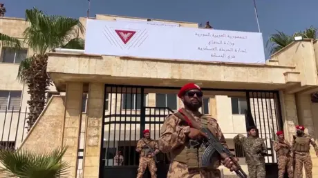 القوات السورية تدخل مدينة الحسكة وتفتتح مقرا لإدار...