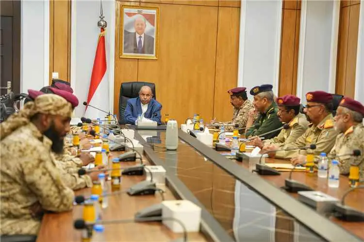 الخنبشي يترأس اجتماع اللجنة الأمنية بحضرموت ويوجه برفع الجاهزية