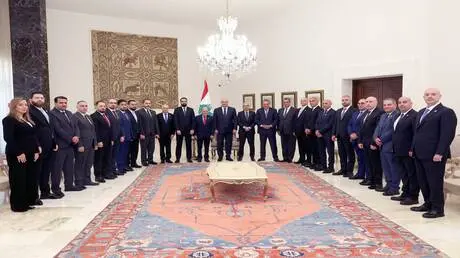 عون يستقبل وفدا وزاريا سوريا ويطرح فكرة التكامل ال...