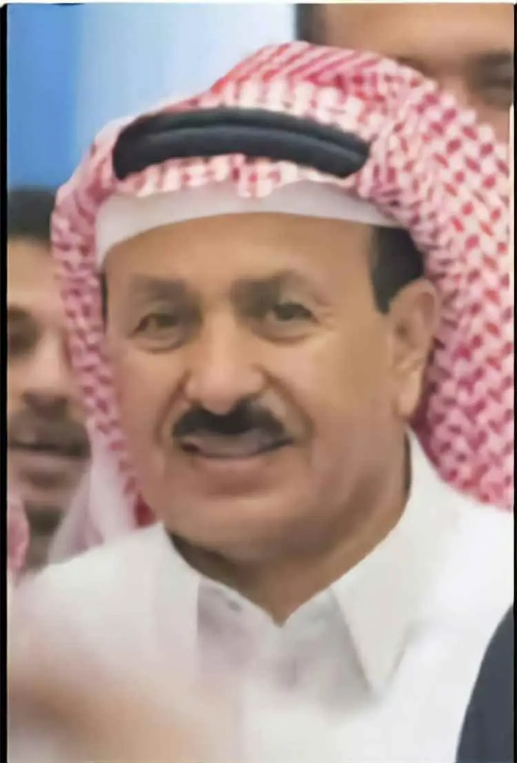الشيخ صالح العزاني يتكفل ببرميل زيت لكهرباء لودر ل...