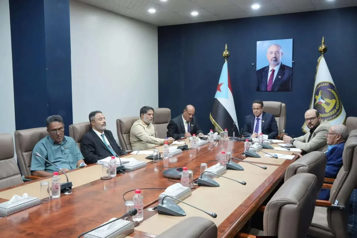 العاصمة عدن تشهد اجتماع لرؤساء الهيئات التنفيذية بالمحافظات للمجلس الانتقالي لمناقشة تطورات المشهد الأمني والعسكري في الجنوب