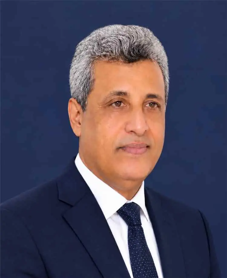 السخياني يدعو الشرعية إلى إجراءات مالية استثنائية...