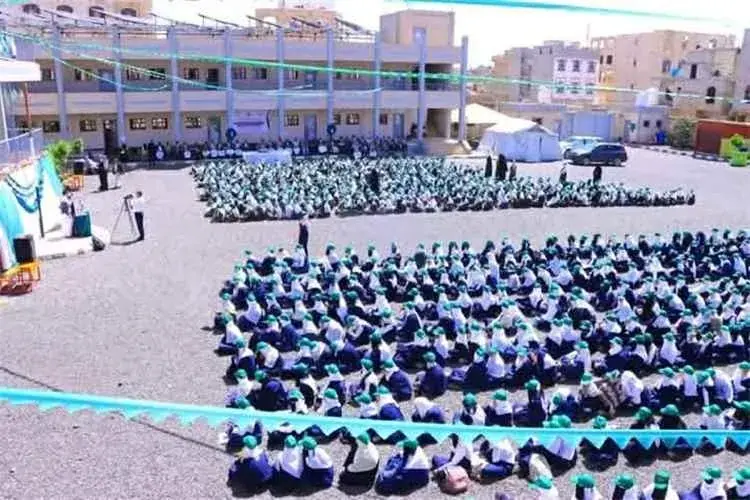 الحوثيون يلزمون المدرسين بتدريس مادة جديدة تحت إسم...