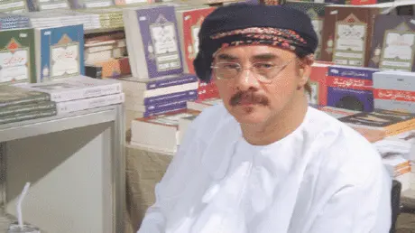 رحيل الكاتب العُماني محمد بن عيد العريمي.. مسيرة أ...