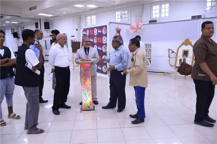 جامعة حضرموت تختتم برنامجها للاحتفاء بالعلاقات الي...