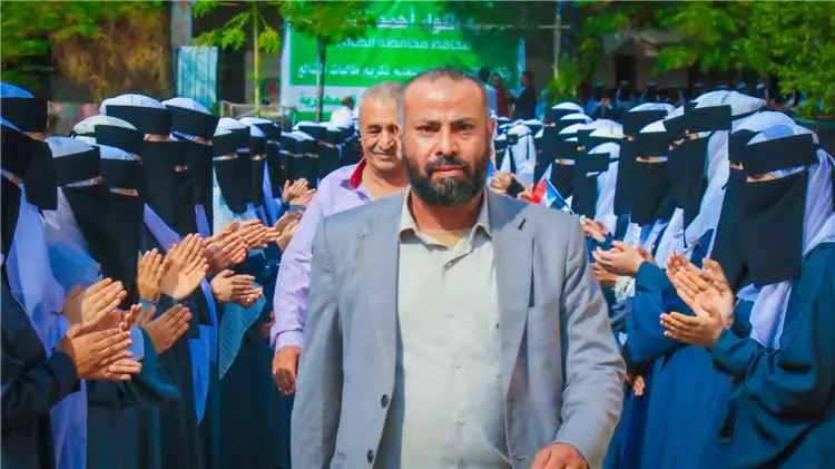 محافظ الضالع يوجه بصرف حوافز المعلمين في عموم مدير...