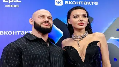 مدونة روسية تلاحق مغني راب أمام المحاكم لتقييد حقو...