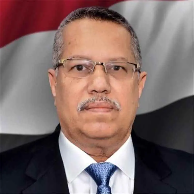 بن دغر يدعو إلى احتفالات رسمية واسعة بذكرى ثورة 26 سبتمبر