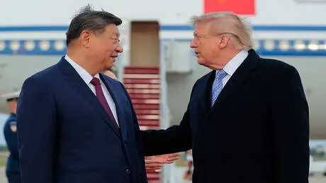 كسر البروتوكول وحنين لتعاون تاريخي.. هل يبتز ترامب...