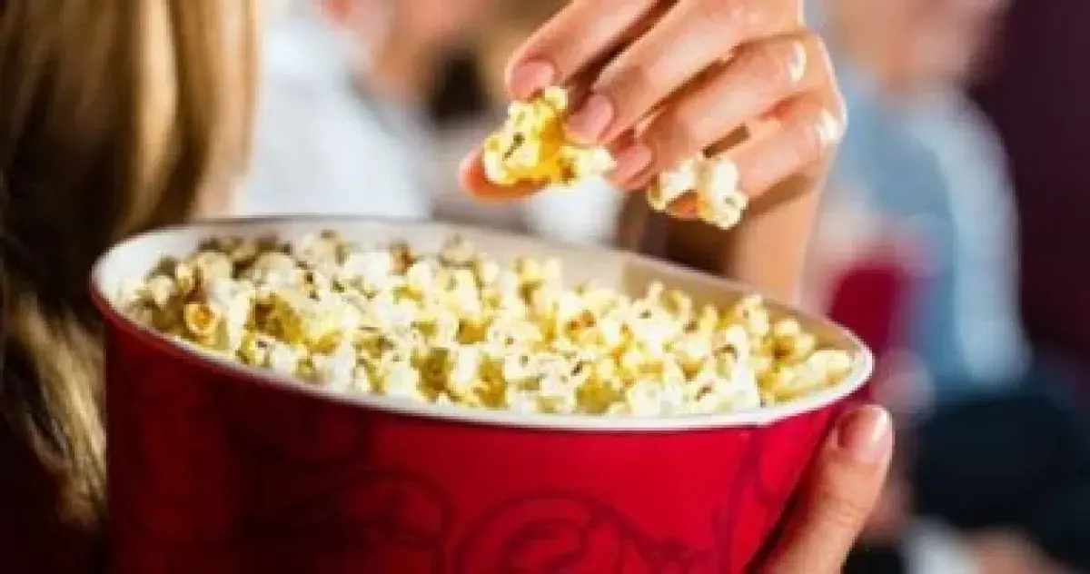 الفشار قبل النوم: الطريقة الصحية للتحضير