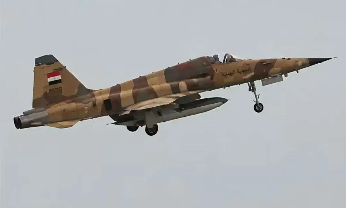 غارات جوية على مواقع المليشيا في 4 محافظات :   جبه...