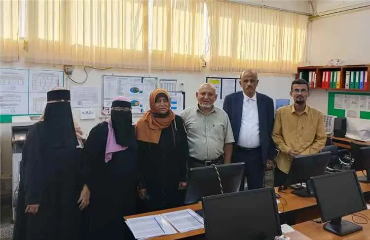 كلية الطب عدن تنفذ أول امتحان تقييمي معياري لطلاب المستوى الرابع