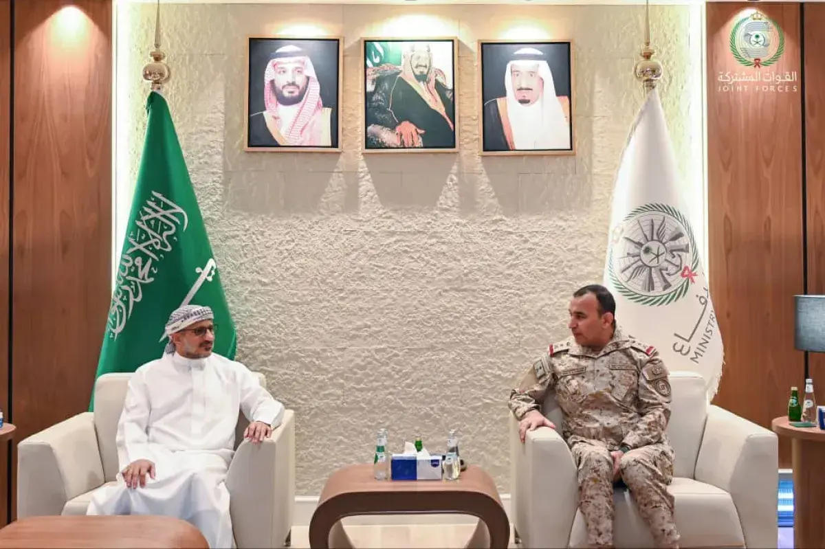 كيف تناول الإعلام والكتاب السعوديين لقاء الفريق طا...