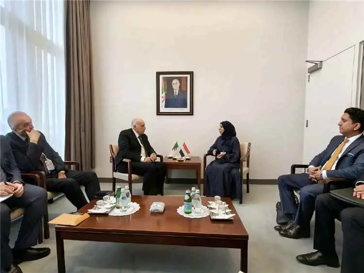 وزيرة الخارجية تبحث مع نظيرها الجزائري تنسيق الموا...
