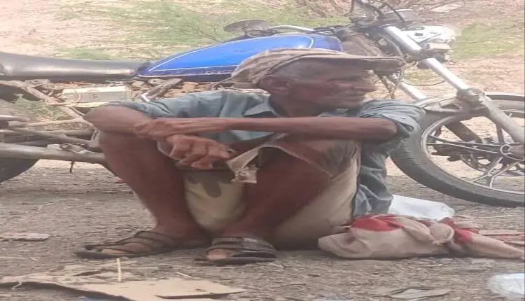 مسلحو الحوثي يقتلون فلاح في الوازعية أثناء انتزاع...