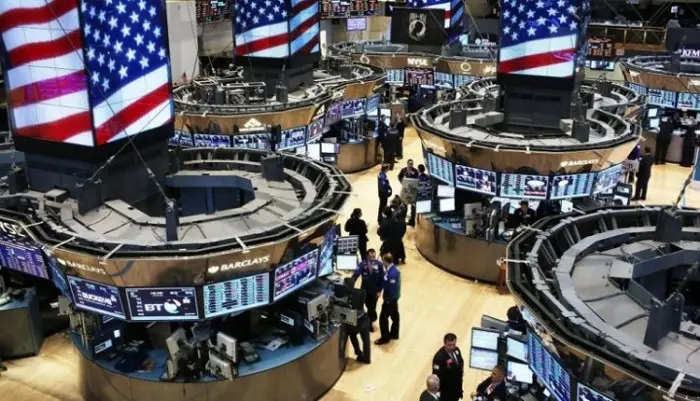 جيه بي مورجان: تفاؤل تجاه الأسهم الأمريكية مع قوة...