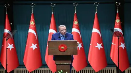 فضيحة الصناديق تدفع أردوغان للتدخل.. والمركزي التر...