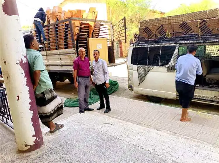 كلية ردفان الجامعية تتسلم الدفعة الأولى من الأجهزة...