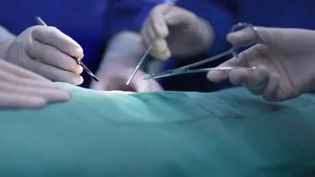 كوكايين وممرضات بدلا من الأطباء.. تفتيش يكشف مخالف...