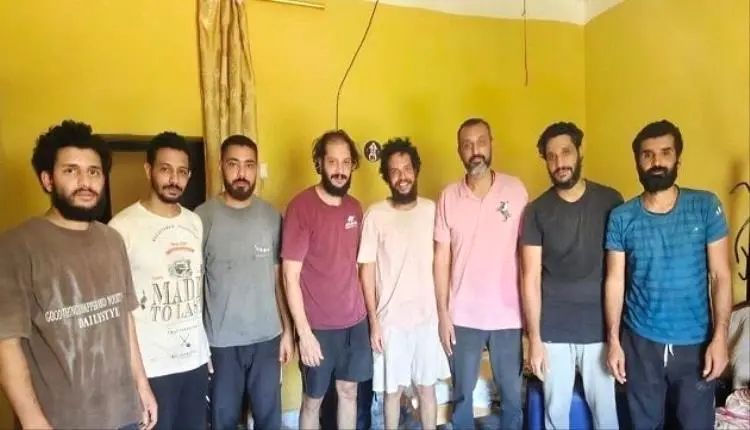 بعد أشهر من الاحتجاز.. تحرير 8 بحارة مصريين اختطفوا قبالة سواحل اليمن