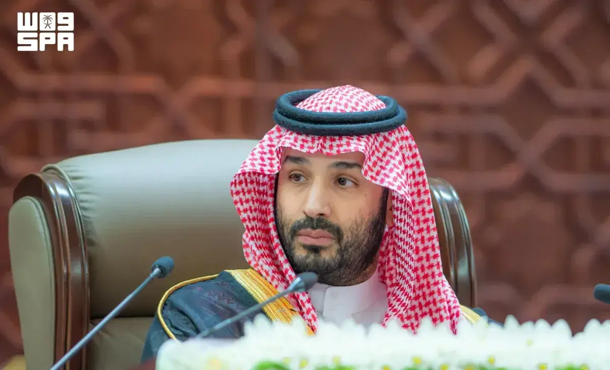 اليمن: العليمي يشيد بالدعم السعودي الحازم.. والمملكة تؤكد التزامها باستعادة الدولة
