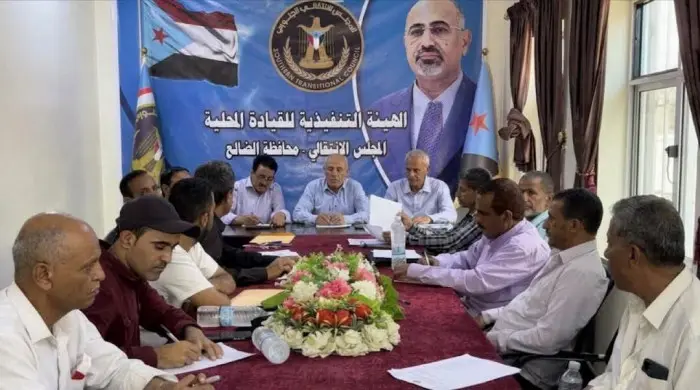 انتقالي الضالع يعلن الاستعداد لتسيير قافلة غذائية...