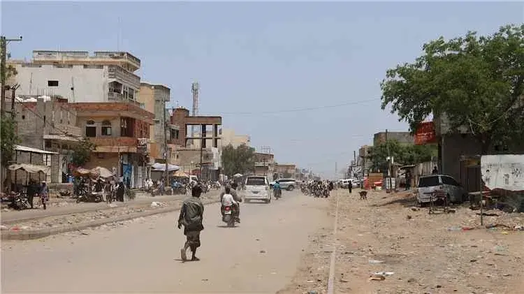 مليشيا الحوثي تنهب منظمة إنسانية في الخوخة وتصادر...