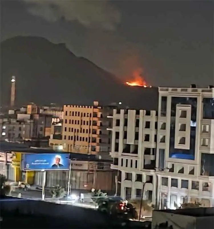 تفاصيل التصعيد الميداني.. ضربات جوية ومدفعية تطال مواقع الحوثيين في 4 محافظات