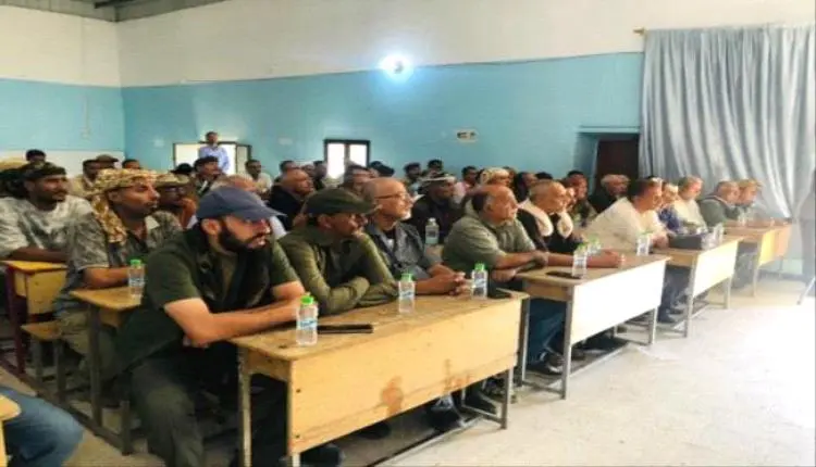رئيس انتقالي الضالع يلتقي قيادات الشعيب لتعزيز الت...