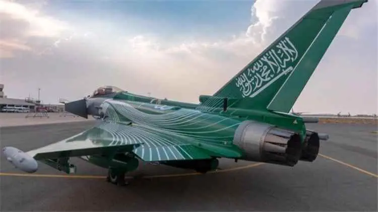 رويترز: السعودية تُخطط لعملية عسكرية واسعة ضد الحو...