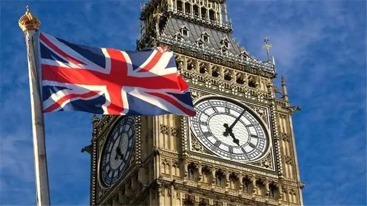 بريطانيا تدين اعتداءات الحوثيين في تعز وتؤكد دعمها للحكومة اليمنية لتحقيق السلام