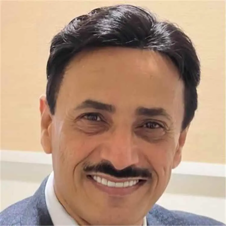 أنور الأشول: اليمن ليس متروكًا لمصيره وأمنه واستقر...