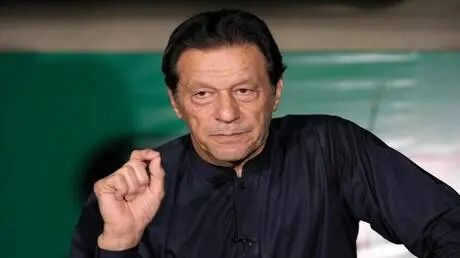 أنصار عمران خان يبدأون مسيرة نحو إسلام آباد للمطال...