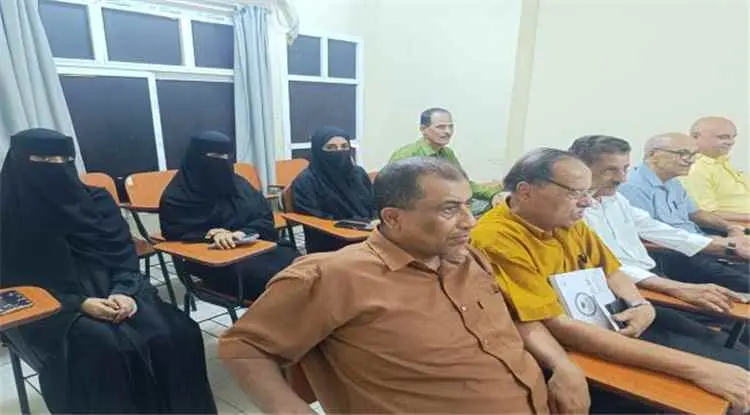 حلقة نقاشية تحذر من تفاقم نقص الكوادر التعليمية