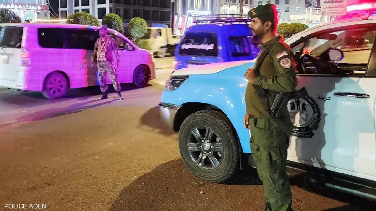 أمن عدن تفرض اجراءات أمنية مشددة وتطالب بتحري الدق...