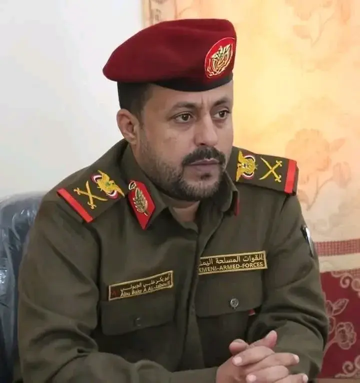 دعوات لمحاكمة قائد عسكري على خلفية تطورات جبهات جنوب تعز