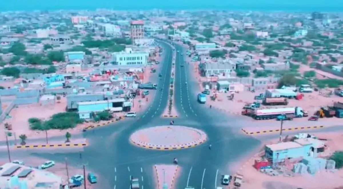 مليشيا الحوثي تنفذ حملات دهم واختطاف بحق مدنيين في المخا