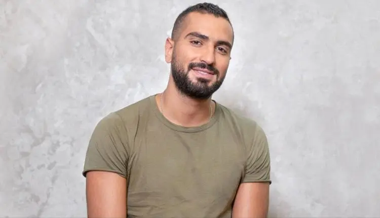 محمد الشرنوبي يردّ على انتقادات إطلالته على بوستر...