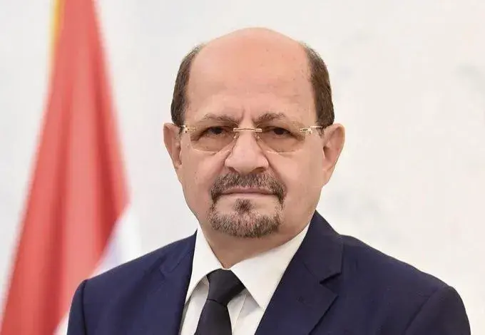 رئيس الوزراء الدكتور شائع الزنداني  يوجه جميع مؤسس...