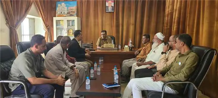 مدير عام مديرية القطن يناقش مع قيادة جامعة سيئون ف...