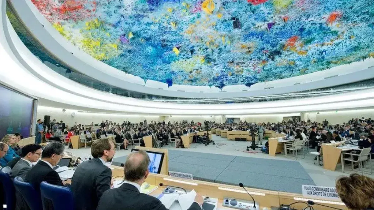 مجلس حقوق الإنسان يجدد تفويض بعثة تقصي الحقائق في...