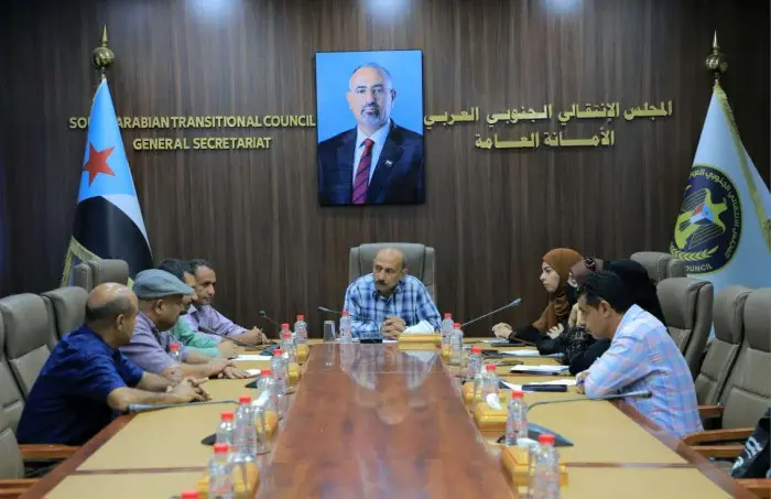 قانونية الانتقالي تدعو إلى توحيد الصفوف لخدمة الجن...