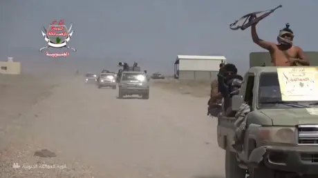 ألوية العمالقة الجنوبية التابعة للحكومة اليمنية تن...