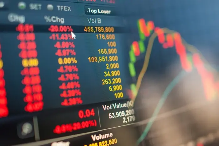 الأسهم اليابانية تتراجع مع جني الأرباح وهبوط شركات...