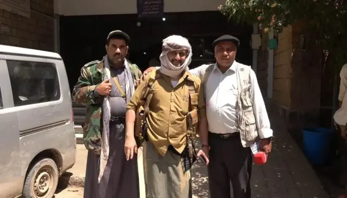 شاهد | ظهور للقيادي الاخواني (أمجد خالد) برفقة عنا...