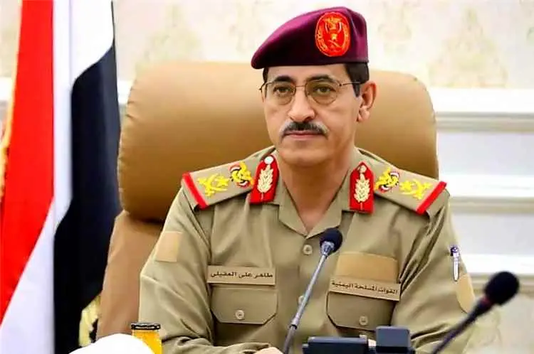 وزير الدفاع يرفض طلباً تقدمت به جماعة الحوثي.. فما...