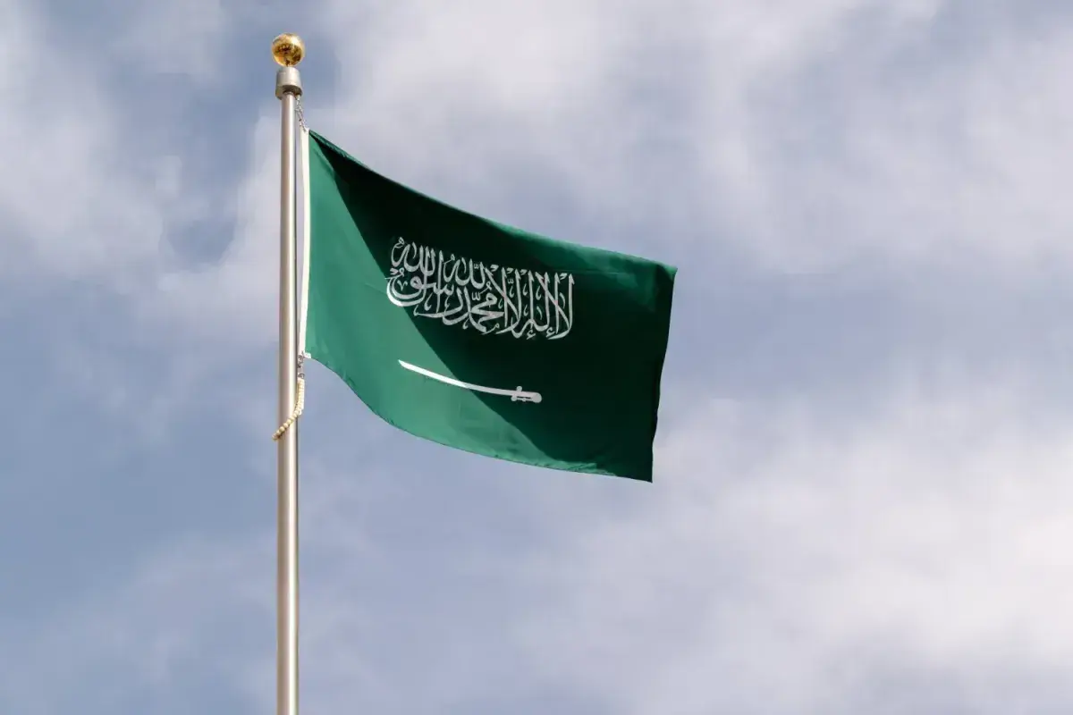 إدانات عربية واسعة لاستهداف مليشيا الحوثي مطاري أبها والملك خالد وتضامن كامل مع المملكة وإجراءاتها