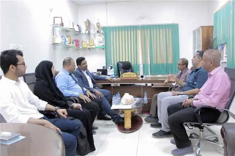 الدكتور بن نويصر يناقش مع جامعة العلوم والتكنولوجي...